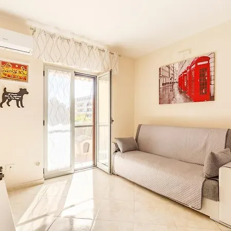 Dangio House Apartment